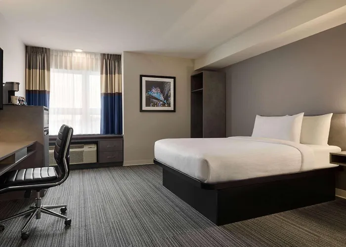 Microtel Inn & Suites By Wyndham Boisbriand