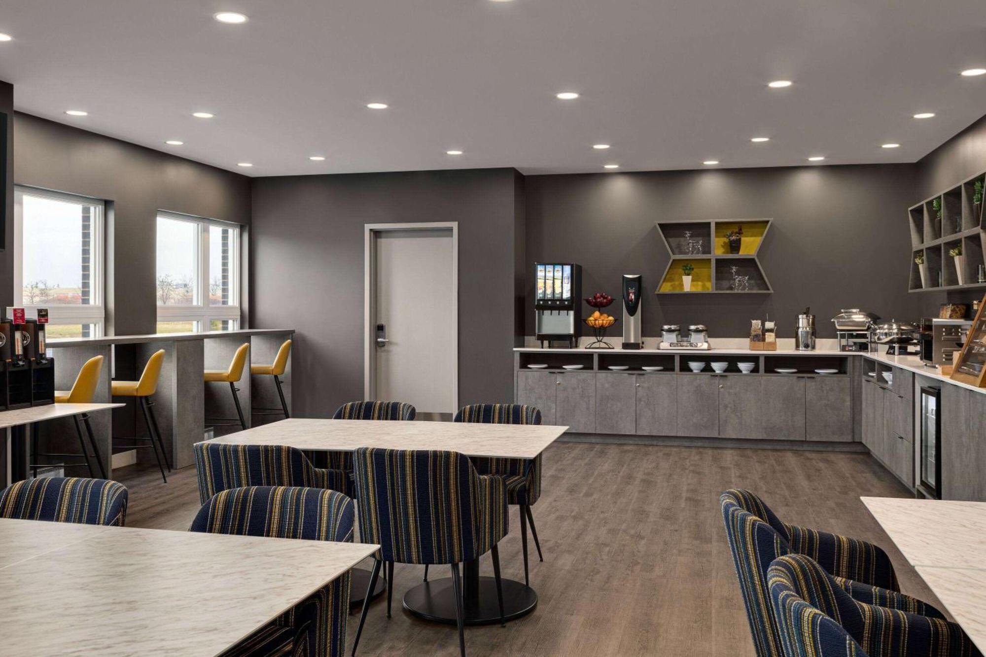 Microtel & By Wyndham Boisbriand Sainte-Therese